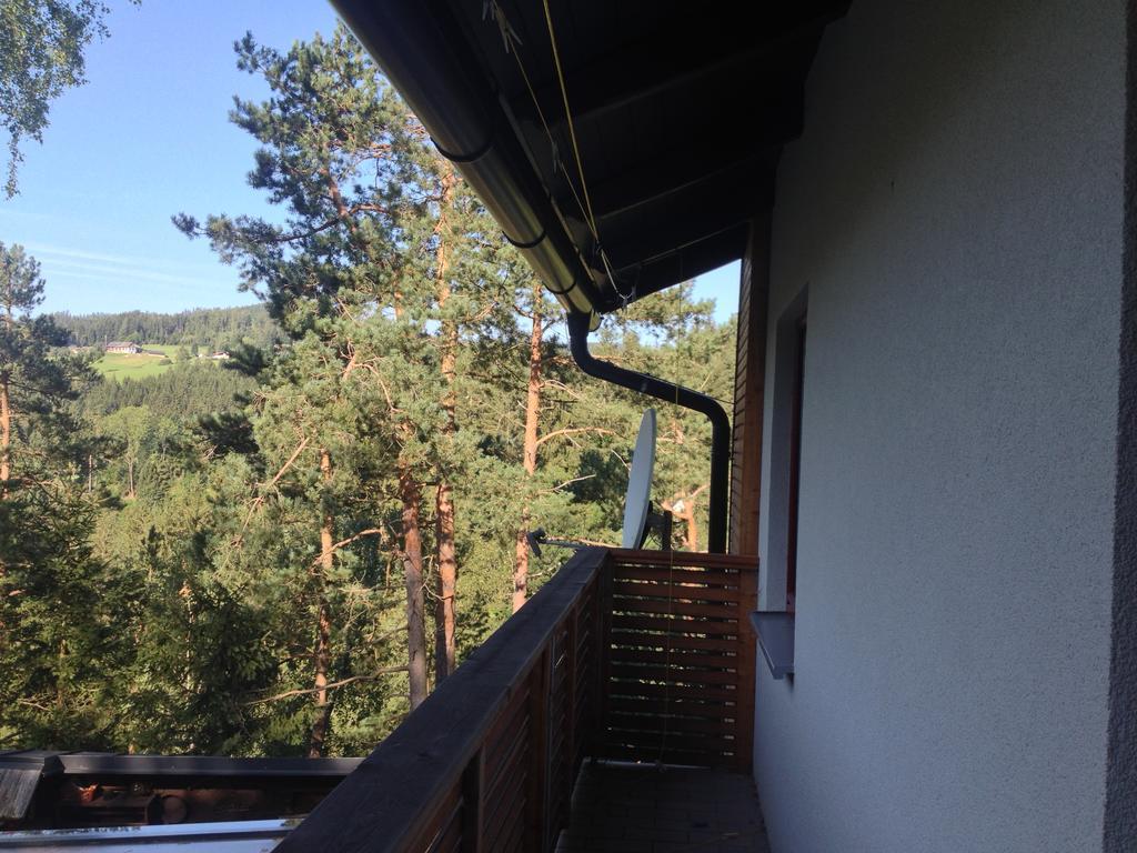 Ferienhaus Im Wald Edelschrott Exterior foto